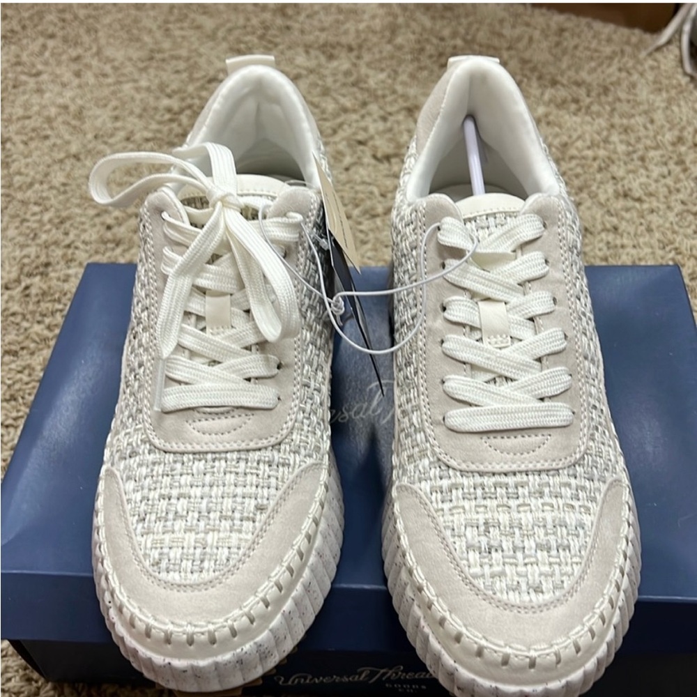 Universal Thread Persephone Sneakers